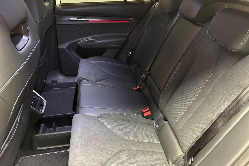 Skoda Elroq 2025 85x 4x4 SportLine