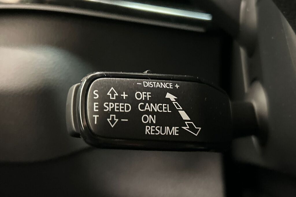 Skoda Karoq 2026 1.5 TSI Style DSG Autom.