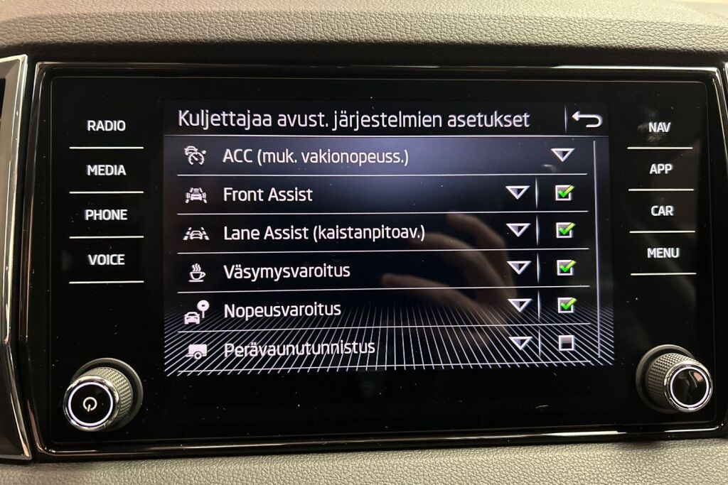 Skoda Karoq 2026 1.5 TSI Style DSG Autom.