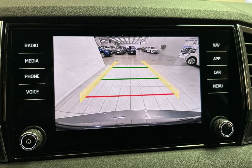 Skoda Karoq 2026 1.5 TSI Style DSG Autom.