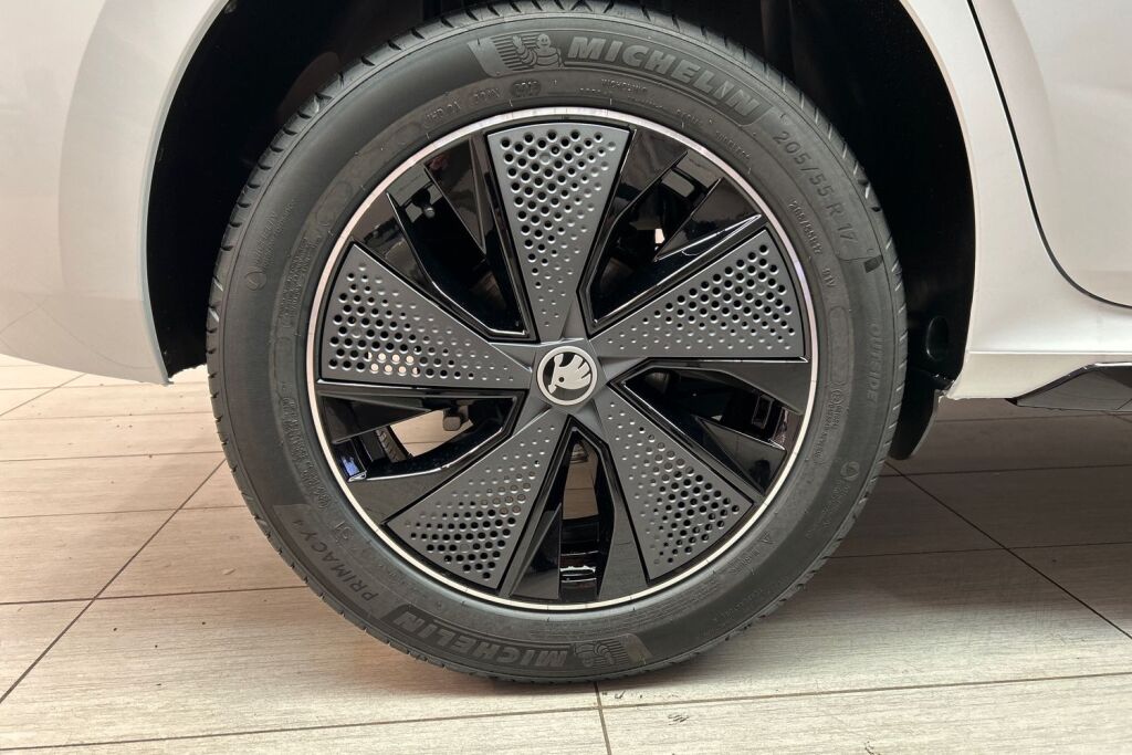 Skoda Kamiq 2026 1.0 TSI 116 Monte Carlo DSG Autom.