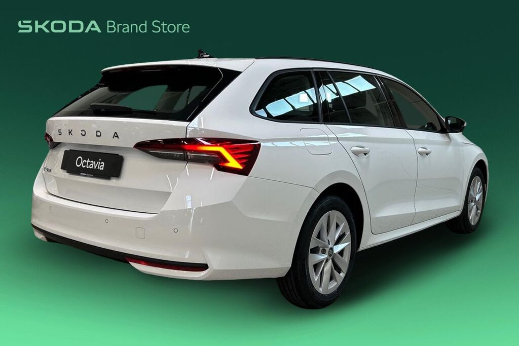 Skoda Octavia 2026 Skoda Octavia Combi 1.5 TSI 116 Selection eTEC DSG Autom
