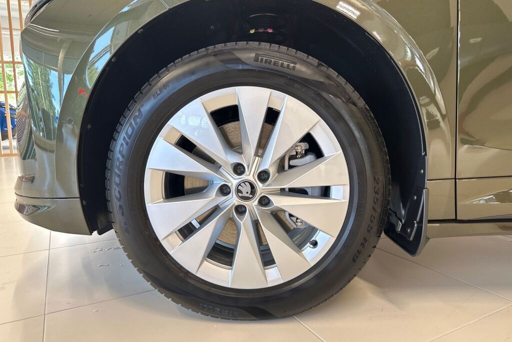 Skoda Enyaq 2027 85x 4x4 Style