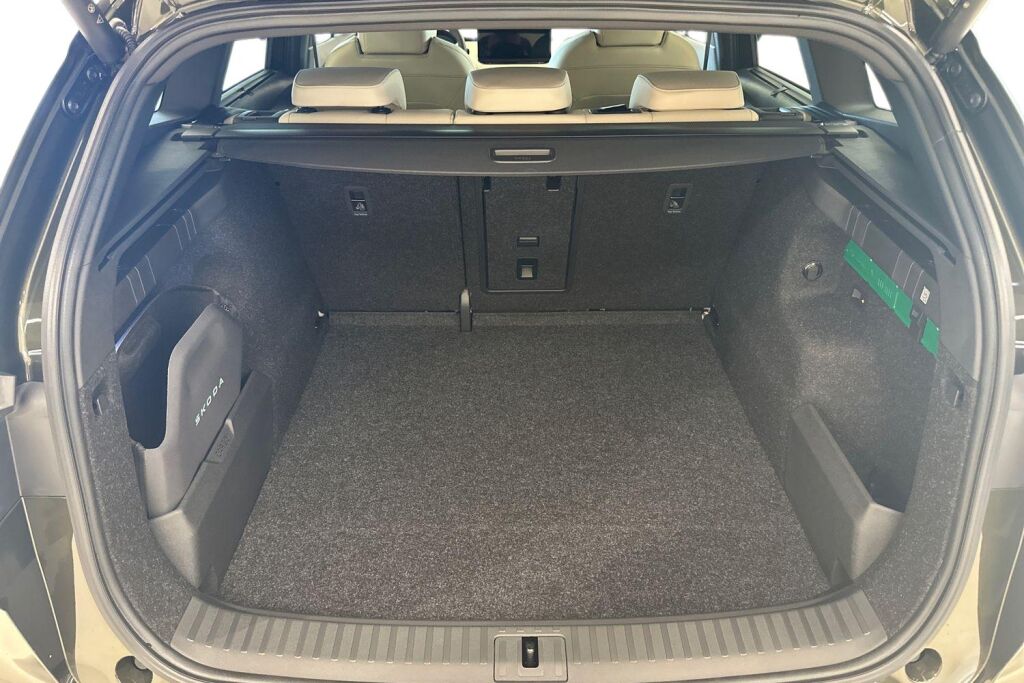 Skoda Enyaq 2027 85x 4x4 Style