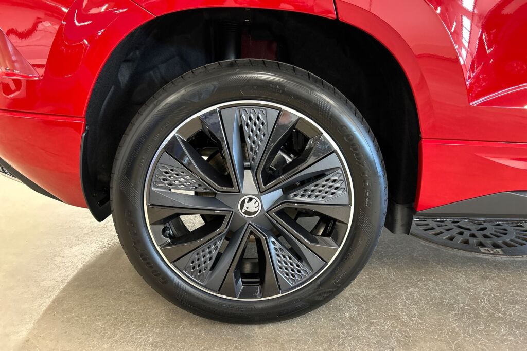 Skoda Karoq 2026 1.5 TSI SportLine DSG Autom.