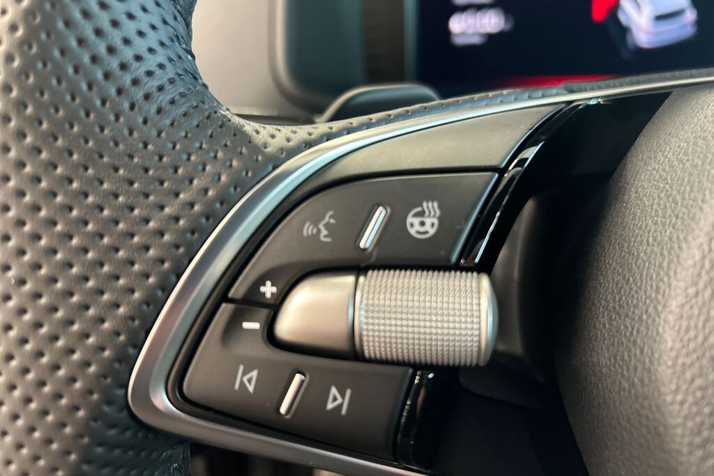 Skoda Karoq 2026 1.5 TSI SportLine DSG Autom.