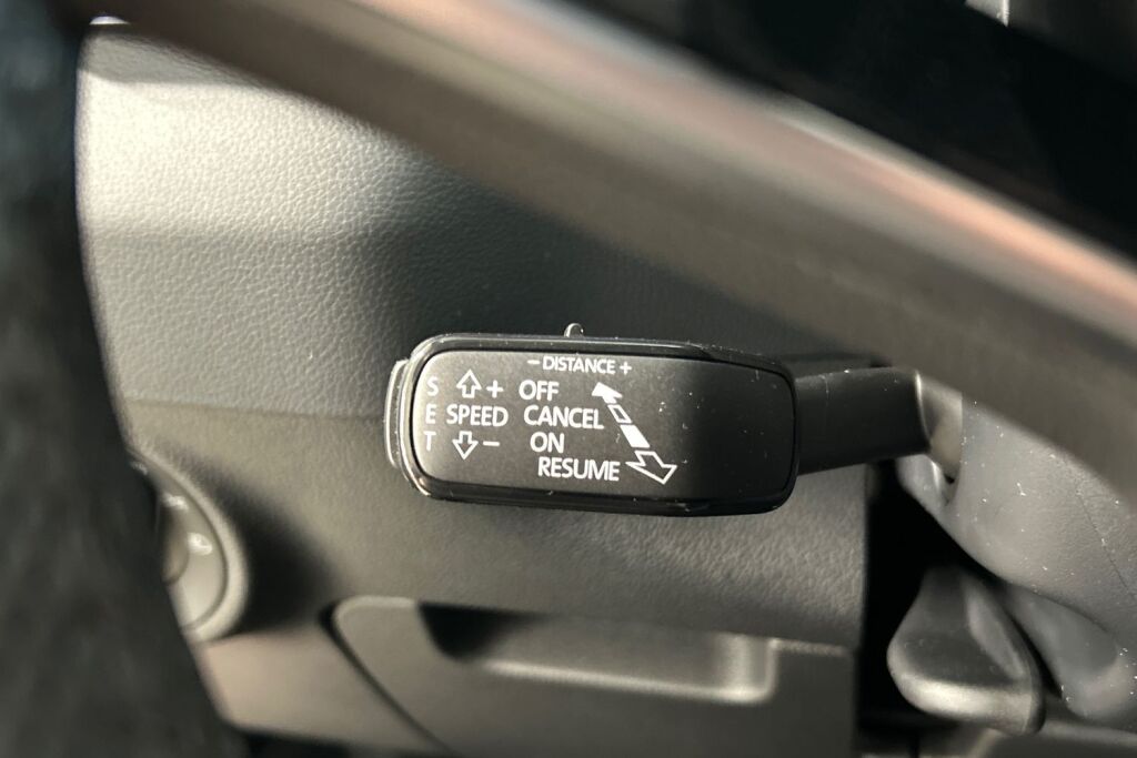Skoda Karoq 2026 1.5 TSI SportLine DSG Autom.