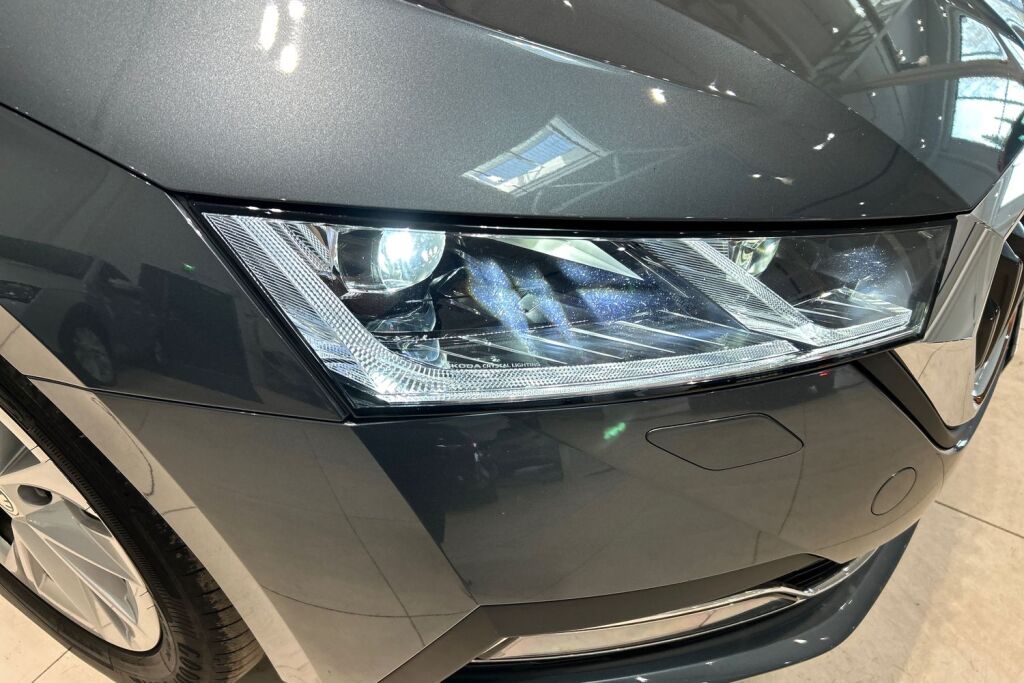 SKODA OCTAVIA 2022 Combi 1.5 TSI Style eTEC DSG Autom.