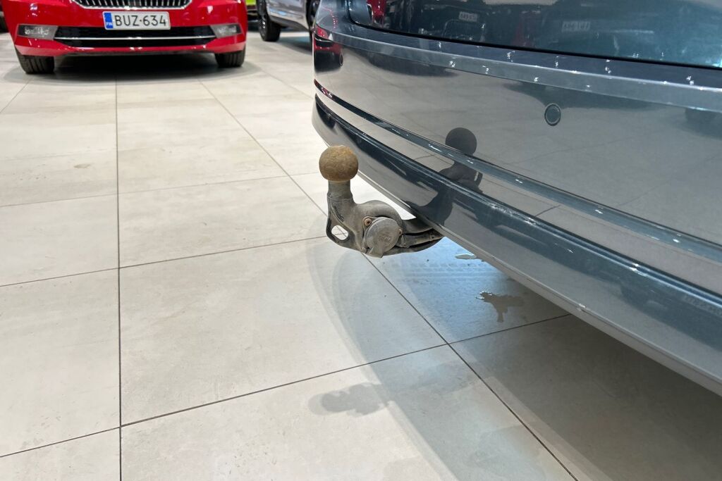 SKODA OCTAVIA 2022 Combi 1.5 TSI Style eTEC DSG Autom.