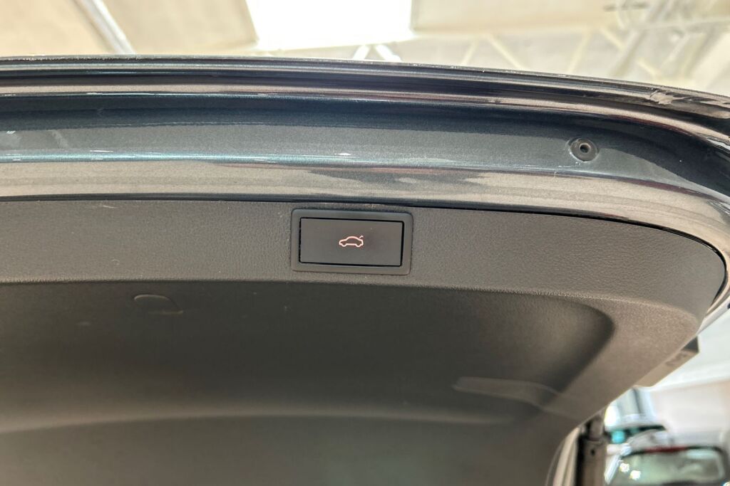 SKODA OCTAVIA 2022 Combi 1.5 TSI Style eTEC DSG Autom.