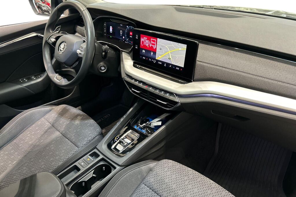 SKODA OCTAVIA 2022 Combi 1.5 TSI Style eTEC DSG Autom.