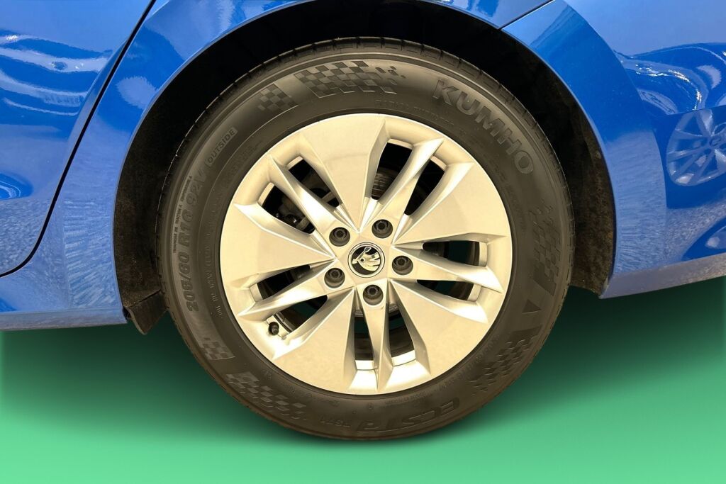 SKODA OCTAVIA 2022 Combi 1.0 TSI Ambition eTEC DSG Autom.