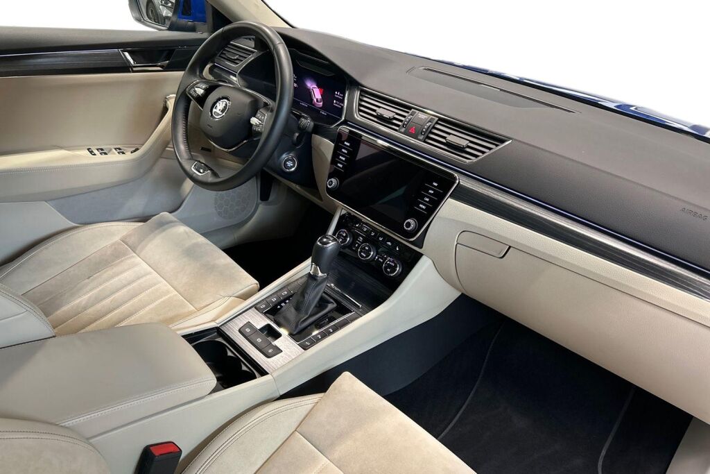 Skoda Superb 2022 Combi 2.0 TSI 190 Style DSG Autom.