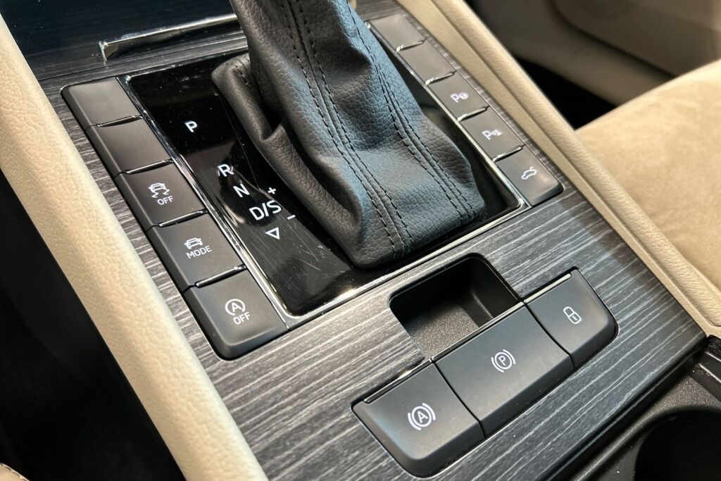 Skoda Superb 2022 Combi 2.0 TSI 190 Style DSG Autom.