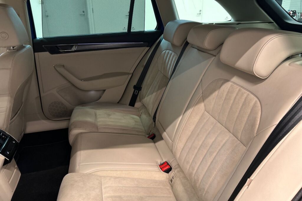 Skoda Superb 2022 Combi 2.0 TSI 190 Style DSG Autom.