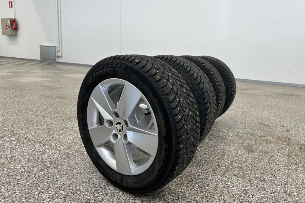 SKODA OCTAVIA 2016 Combi 1,0 TSI Style