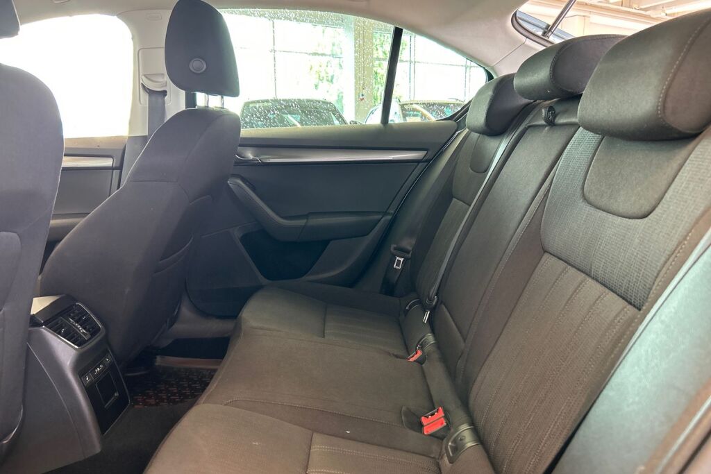 SKODA OCTAVIA 2018 1,0 TSI Style DSG Autom.