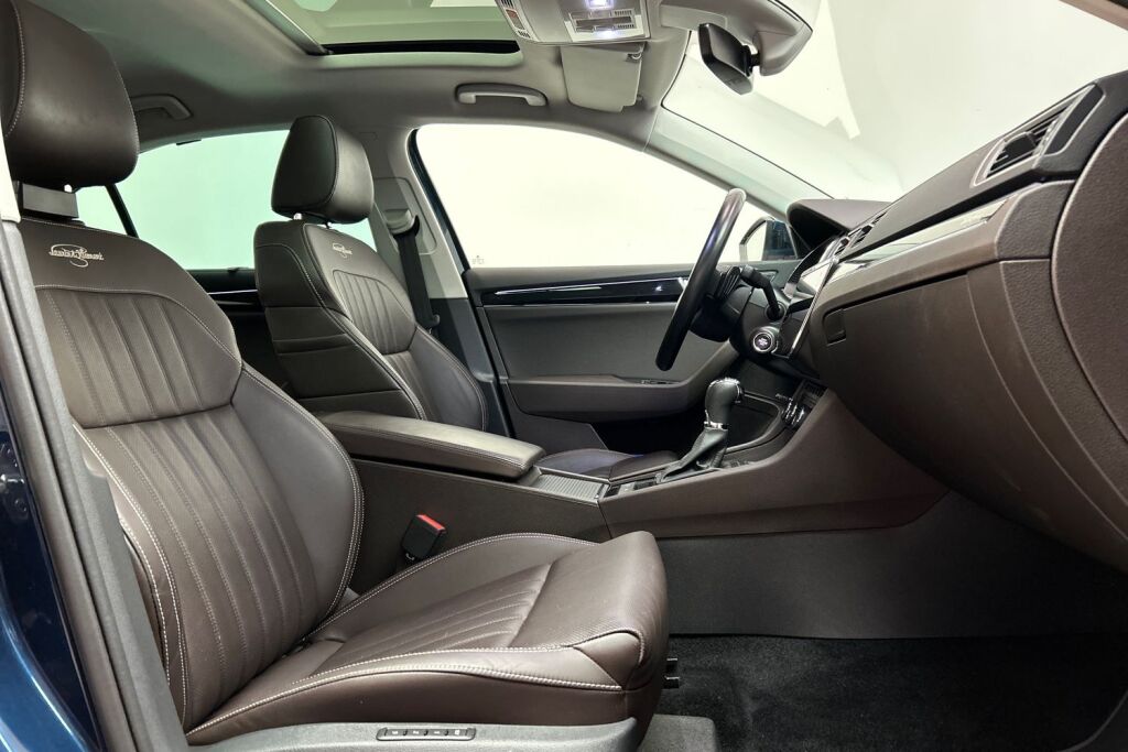 SKODA Superb 2021 1,4 TSI PHEV L&K iV DSG Autom.