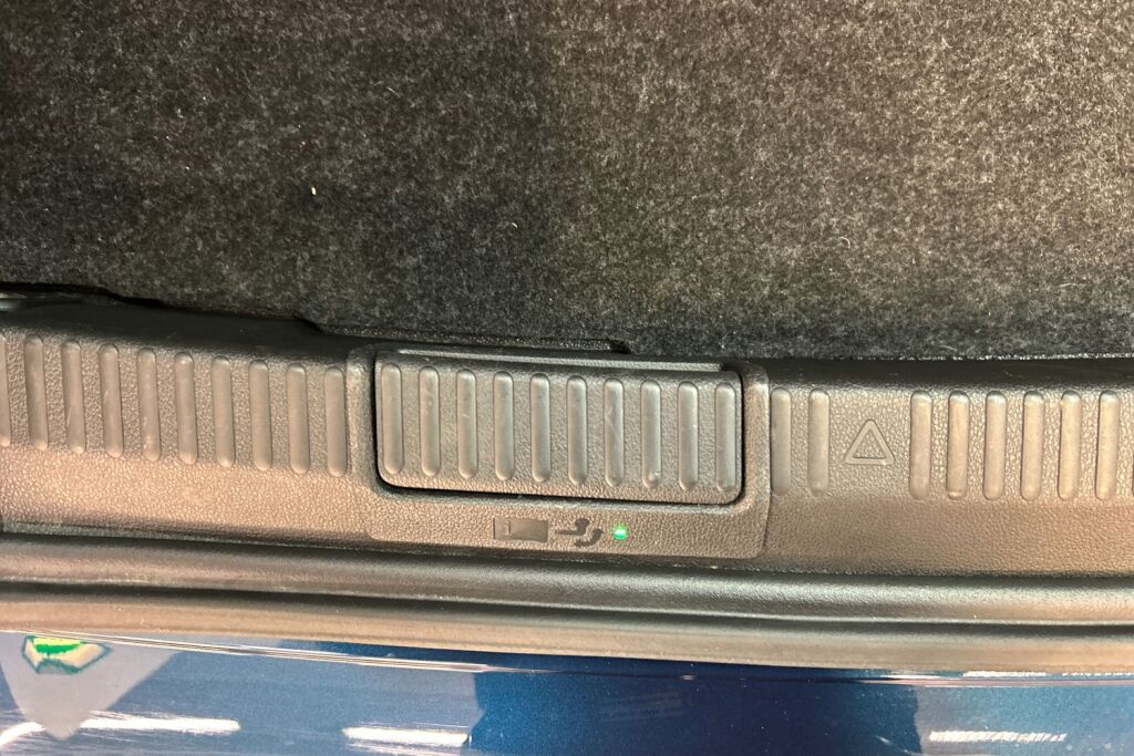 SKODA Superb 2021 1,4 TSI PHEV L&K iV DSG Autom.