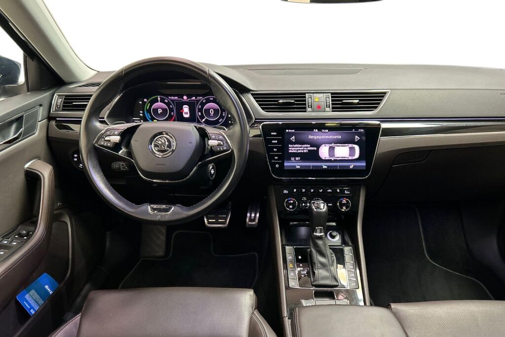 SKODA Superb 2021 1,4 TSI PHEV L&K iV DSG Autom.