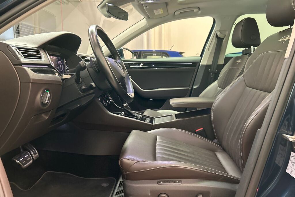 SKODA Superb 2021 1,4 TSI PHEV L&K iV DSG Autom.