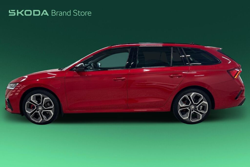 Skoda Octavia 2020 Combi 1,4 TSI PHEV RS iV DSG Autom 245 hv