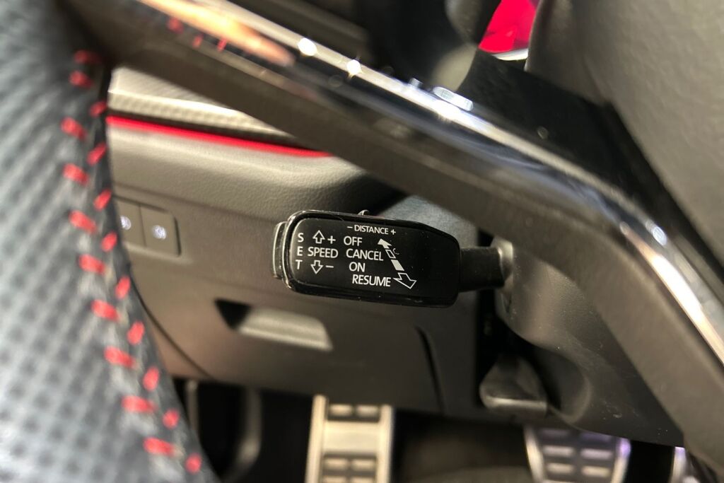 Skoda Octavia 2020 Combi 1,4 TSI PHEV RS iV DSG Autom 245 hv