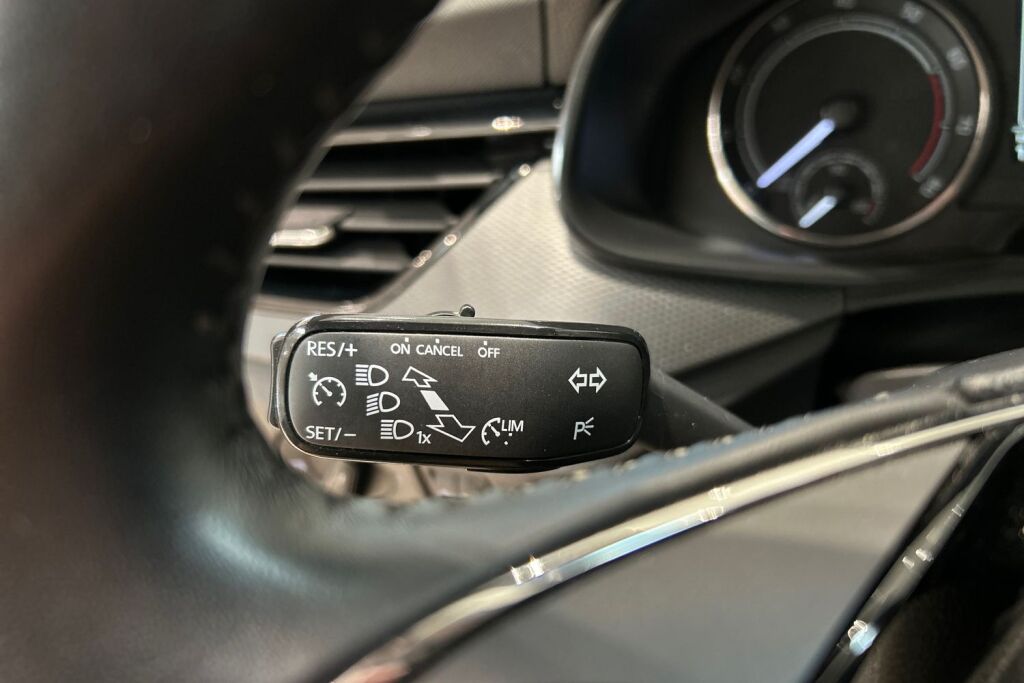 Skoda Kamiq 2021 1.0 TSI 110 Ambition DSG Autom.