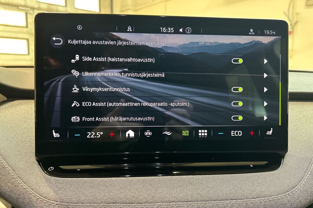 Skoda Enyaq 2023 80 iV