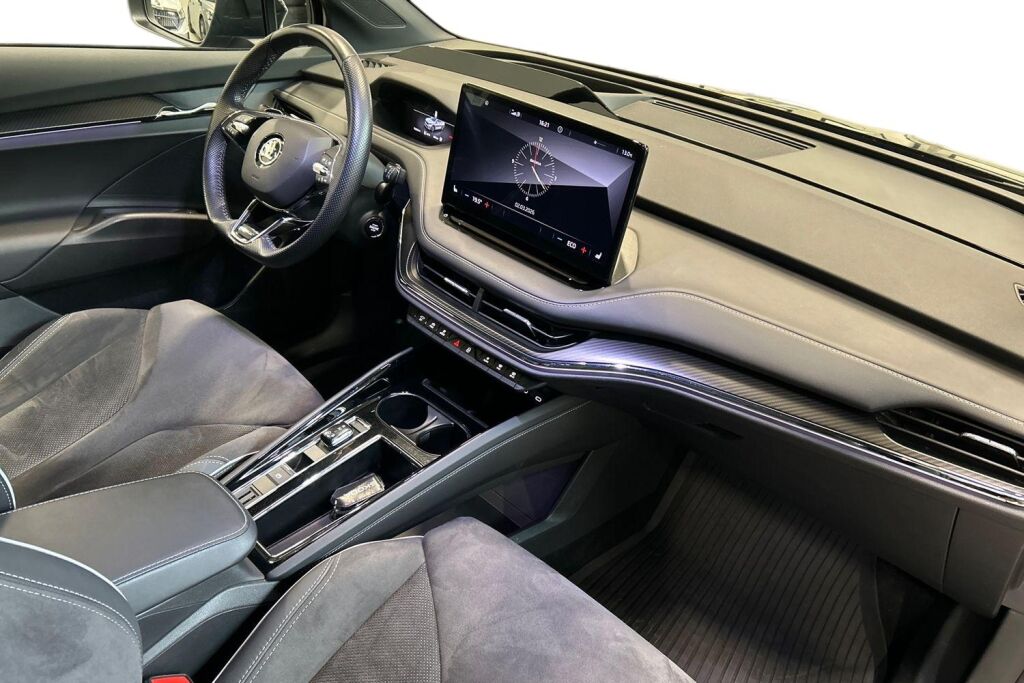 Skoda Enyaq 2023 80x 4x4 SportLine iV