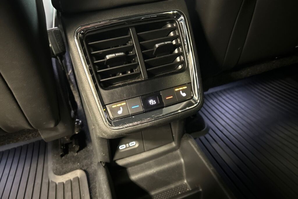 Skoda Enyaq 2023 80x 4x4 SportLine iV