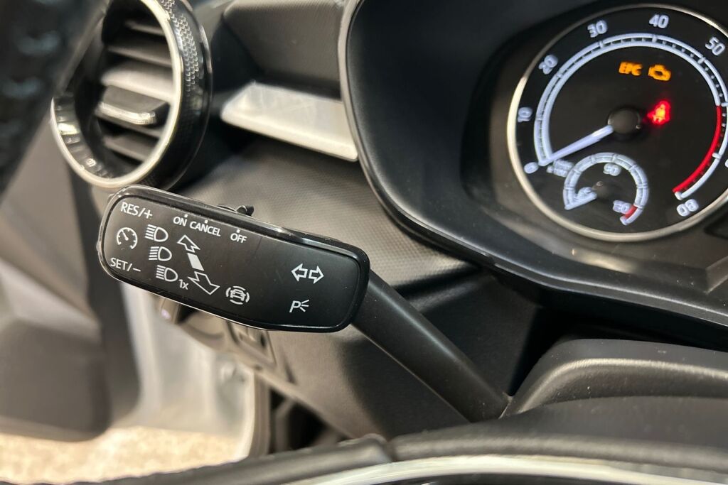 Skoda Fabia 2023 1.0 TSI 95 Ambition