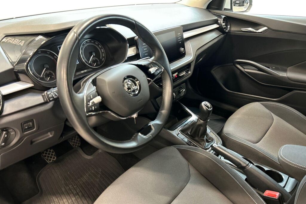 Skoda Fabia 2023 1.0 TSI 95 Ambition