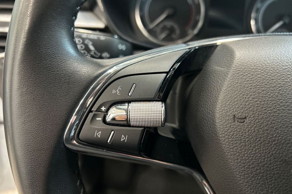 Skoda Fabia 2023 1.0 TSI 95 Ambition