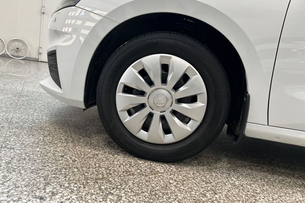 Skoda Fabia 2023 1.0 TSI 95 Ambition