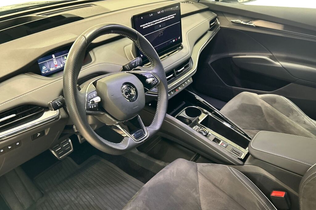 Skoda Enyaq 2023 80x 4x4 SportLine iV