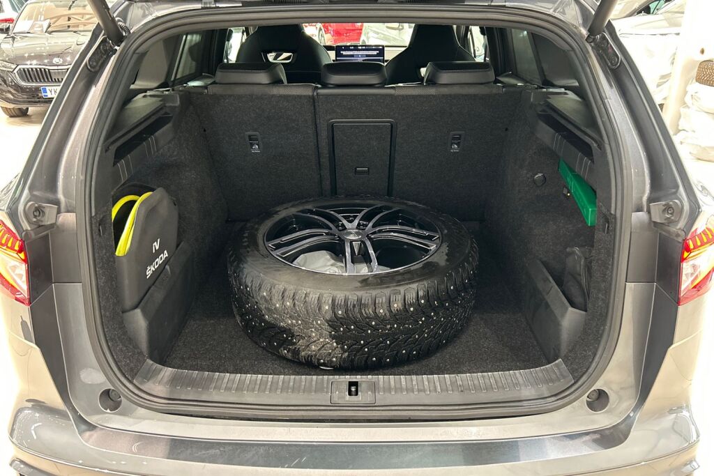 Skoda Enyaq 2023 80x 4x4 SportLine iV