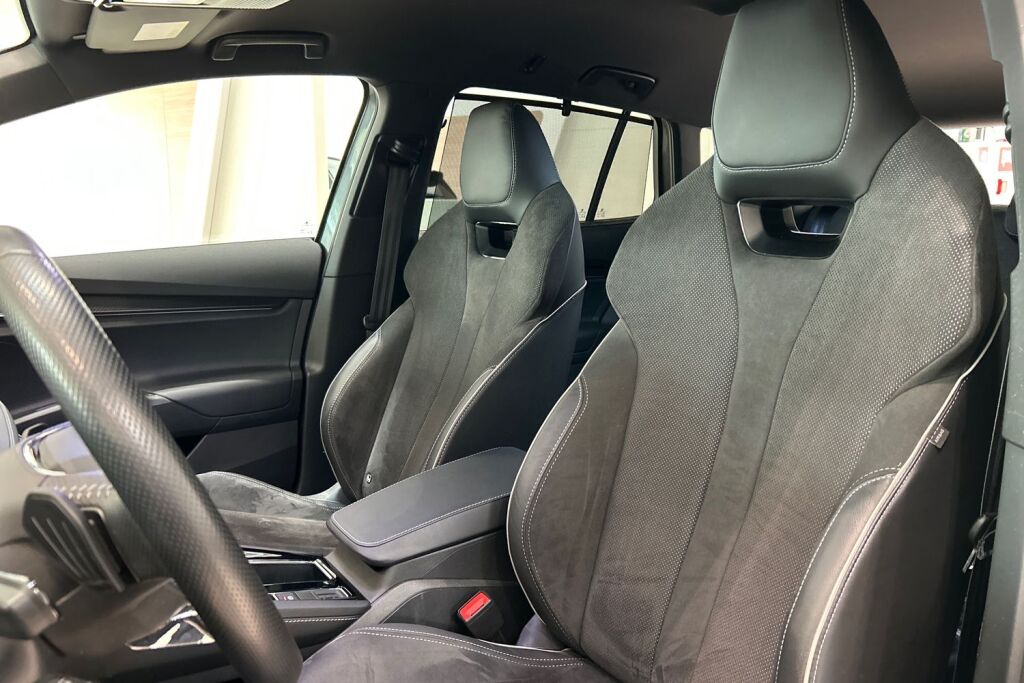 Skoda Enyaq 2023 80x 4x4 SportLine iV