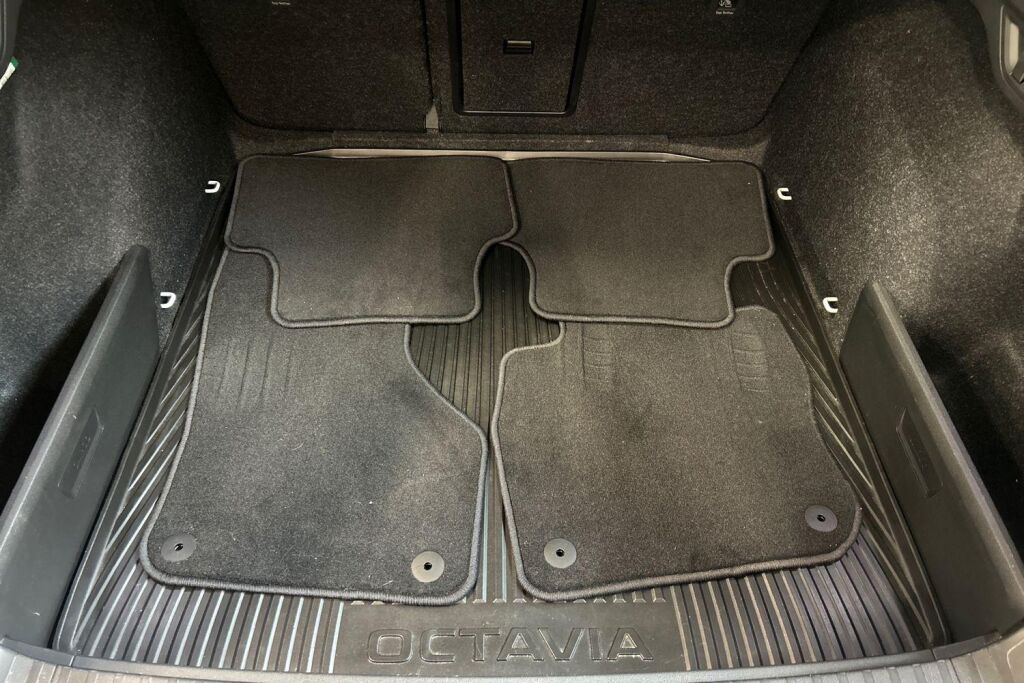 Skoda Octavia 2023 Combi 1.0 TSI Ambition Nordic Edition eTEC DSG Autom.