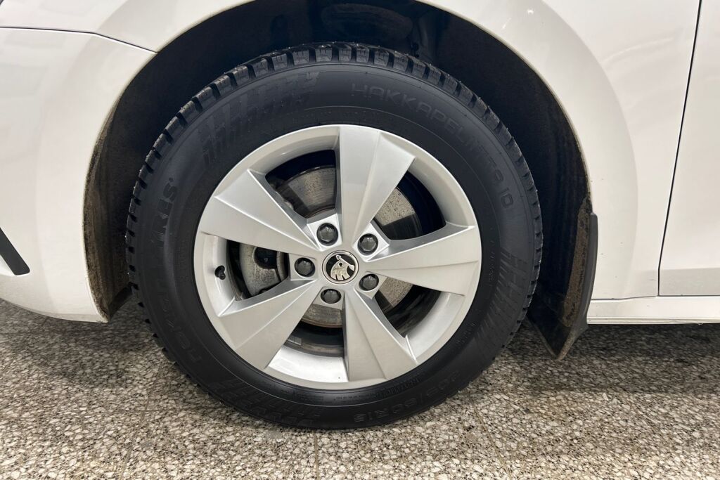 Skoda Octavia 2023 Combi 1.0 TSI Ambition Nordic Edition eTEC DSG Autom.