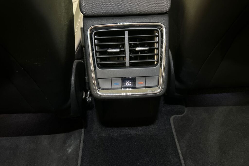 Skoda Enyaq 2023 80x 4x4 iV