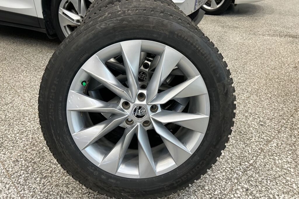 SKODA Enyaq 2023 80x 4x4 iV