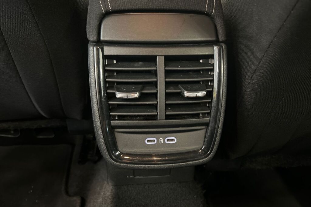 Skoda Kamiq 2024 1.0 TSI 116 Selection DSG Autom.
