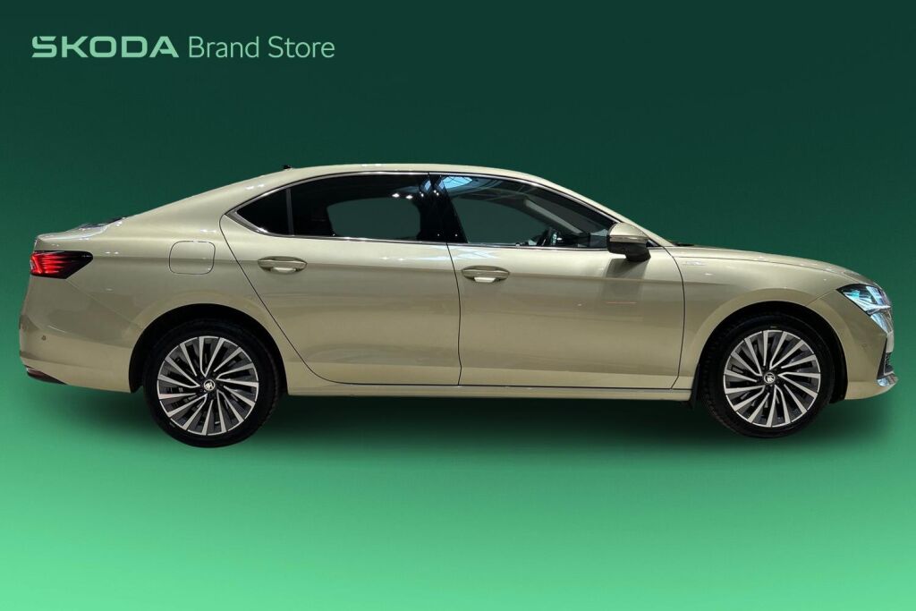 SKODA Superb 2024 2.0 TSI 265 4x4 L&K DSG Autom.