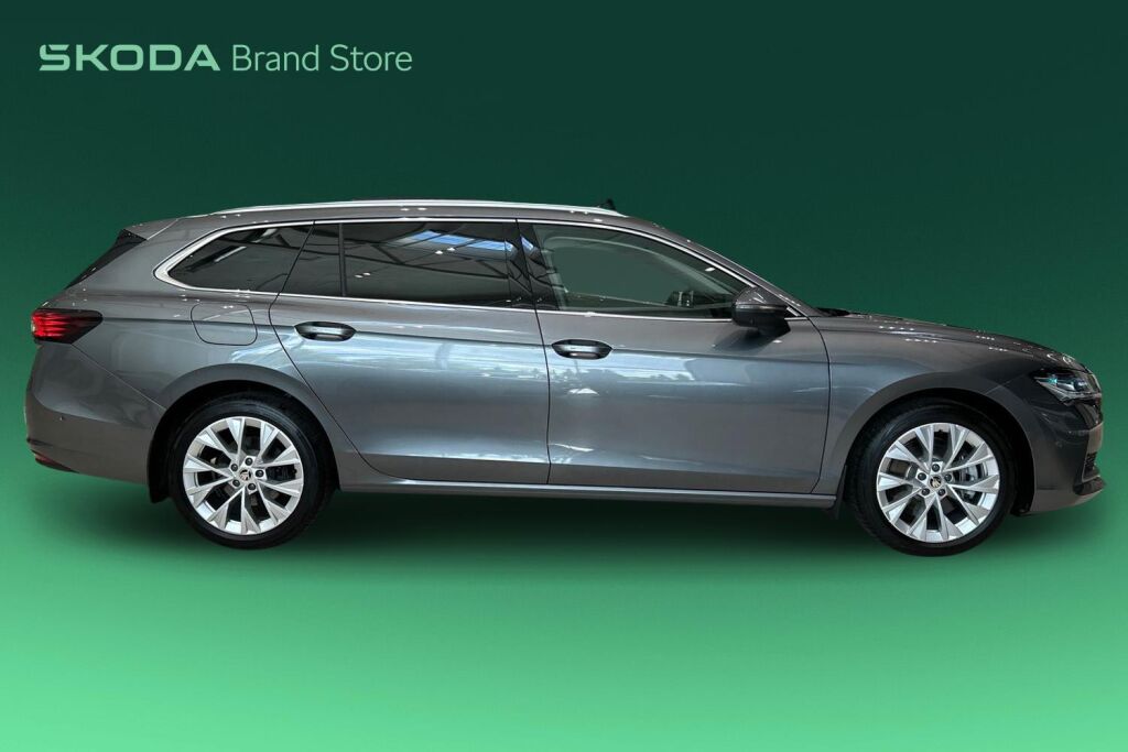 SKODA SUPERB 2024 Combi 1.5 TSI PHEV Style DSG Autom.