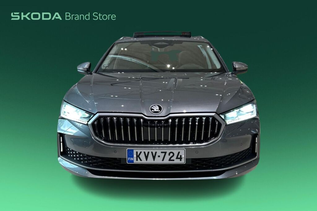 SKODA SUPERB 2024 Combi 1.5 TSI PHEV Style DSG Autom.