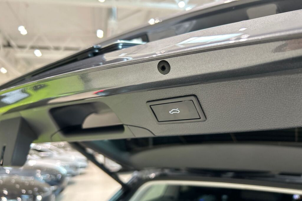SKODA SUPERB 2024 Combi 1.5 TSI PHEV Style DSG Autom.