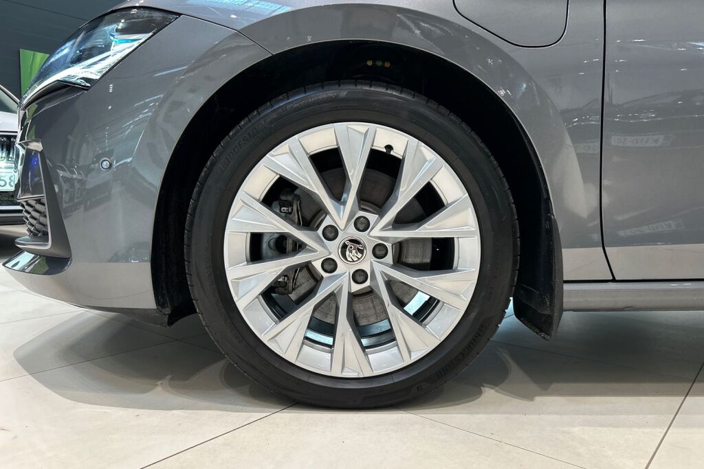 SKODA SUPERB 2024 Combi 1.5 TSI PHEV Style DSG Autom.