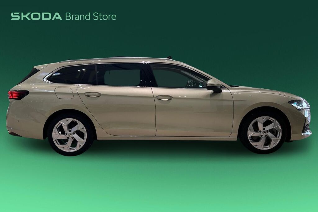 Skoda Superb 2024 Combi 1.5 TSI PHEV L&K DSG Autom.