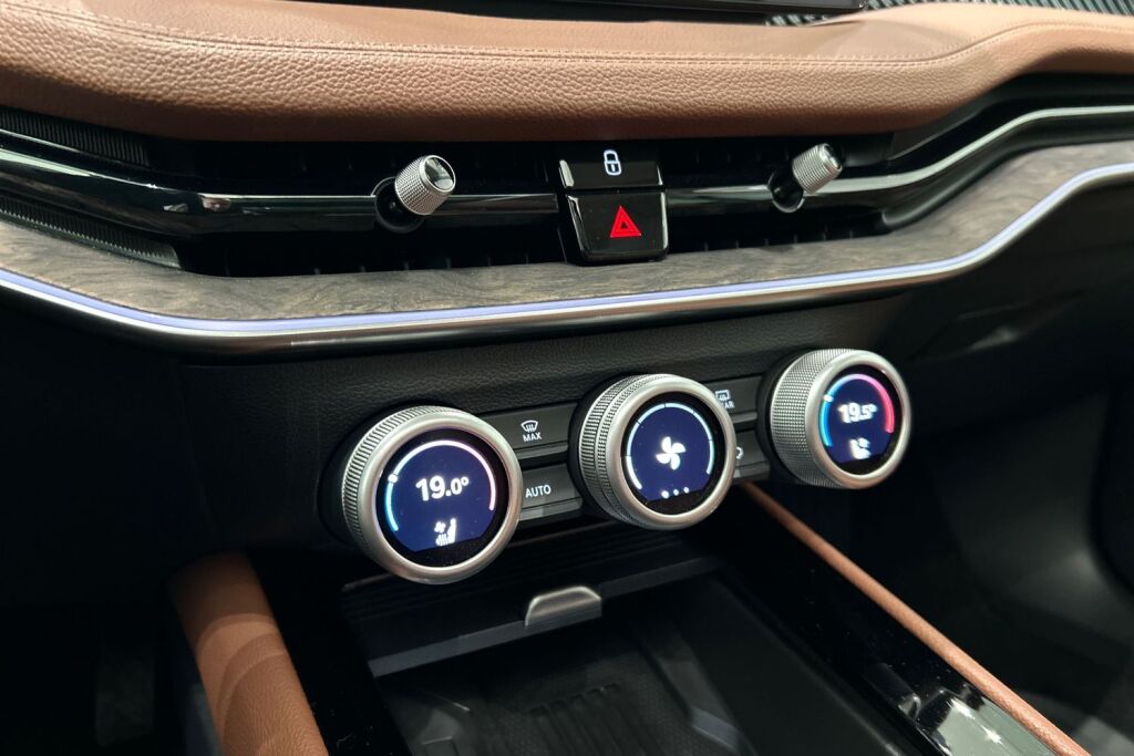 Skoda Superb 2024 Combi 1.5 TSI PHEV L&K DSG Autom.